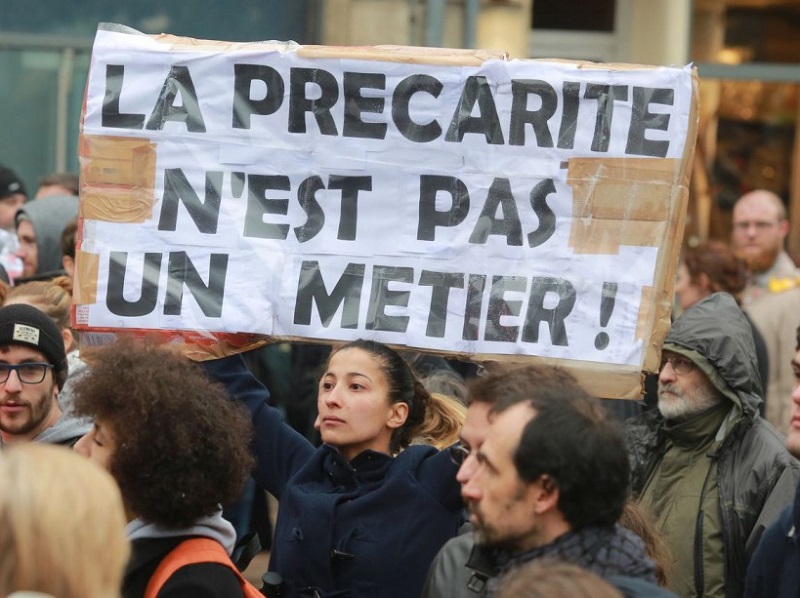 Précarité des femmes : le combat des associations 